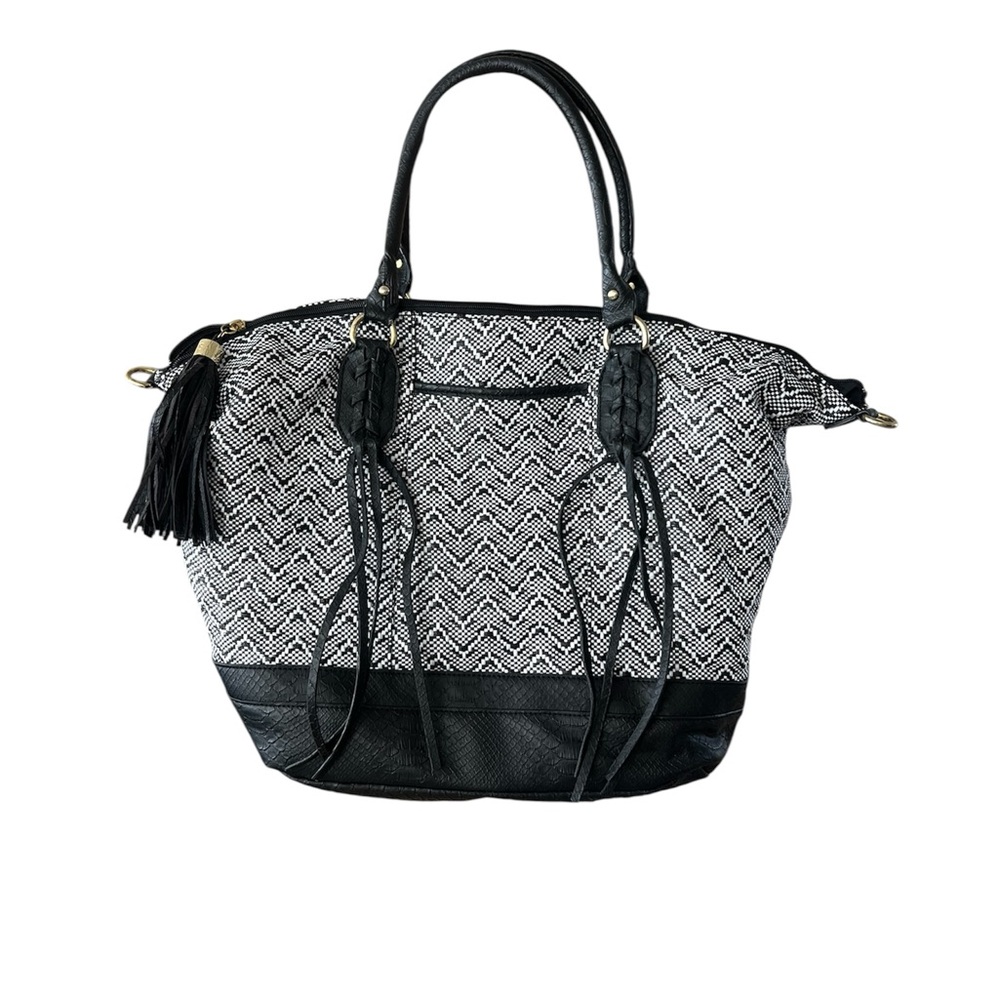 Sam & Libby Bag Purse Black White Chevron Printed Tassel